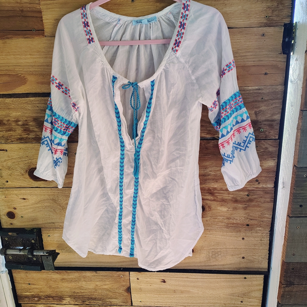 Unique Embroidered White/multicolored Boho Chic Top @/tie VINTAGE ECENTRIC HIPPY